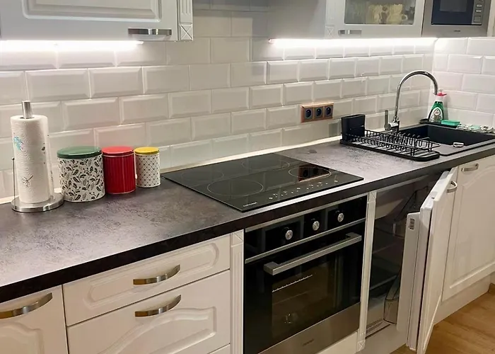 8, Jezerné Apartman