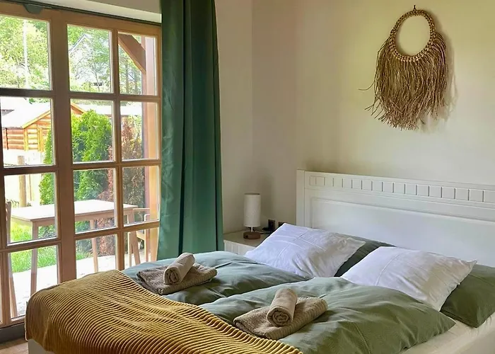 8, Jezerné Apartman